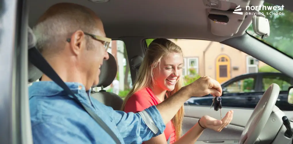 How Can Parents Support Their Teenagers During Driving School