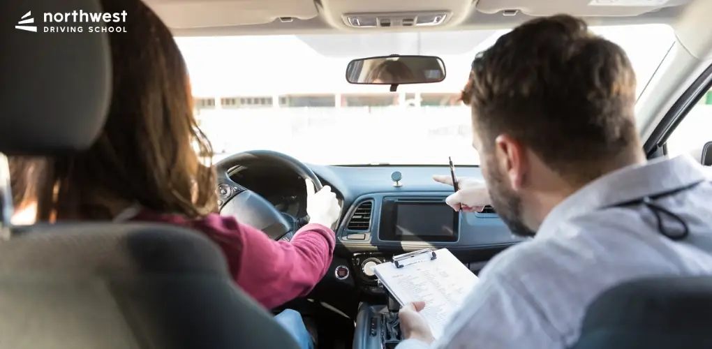 What Role Does Technology Play in Modern Driving Instruction?